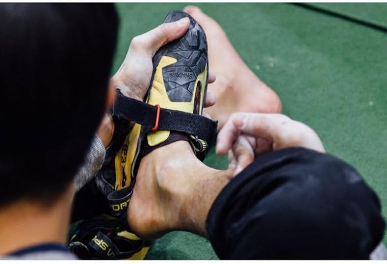 Pies de gato La Sportiva Skwama negro amarillo