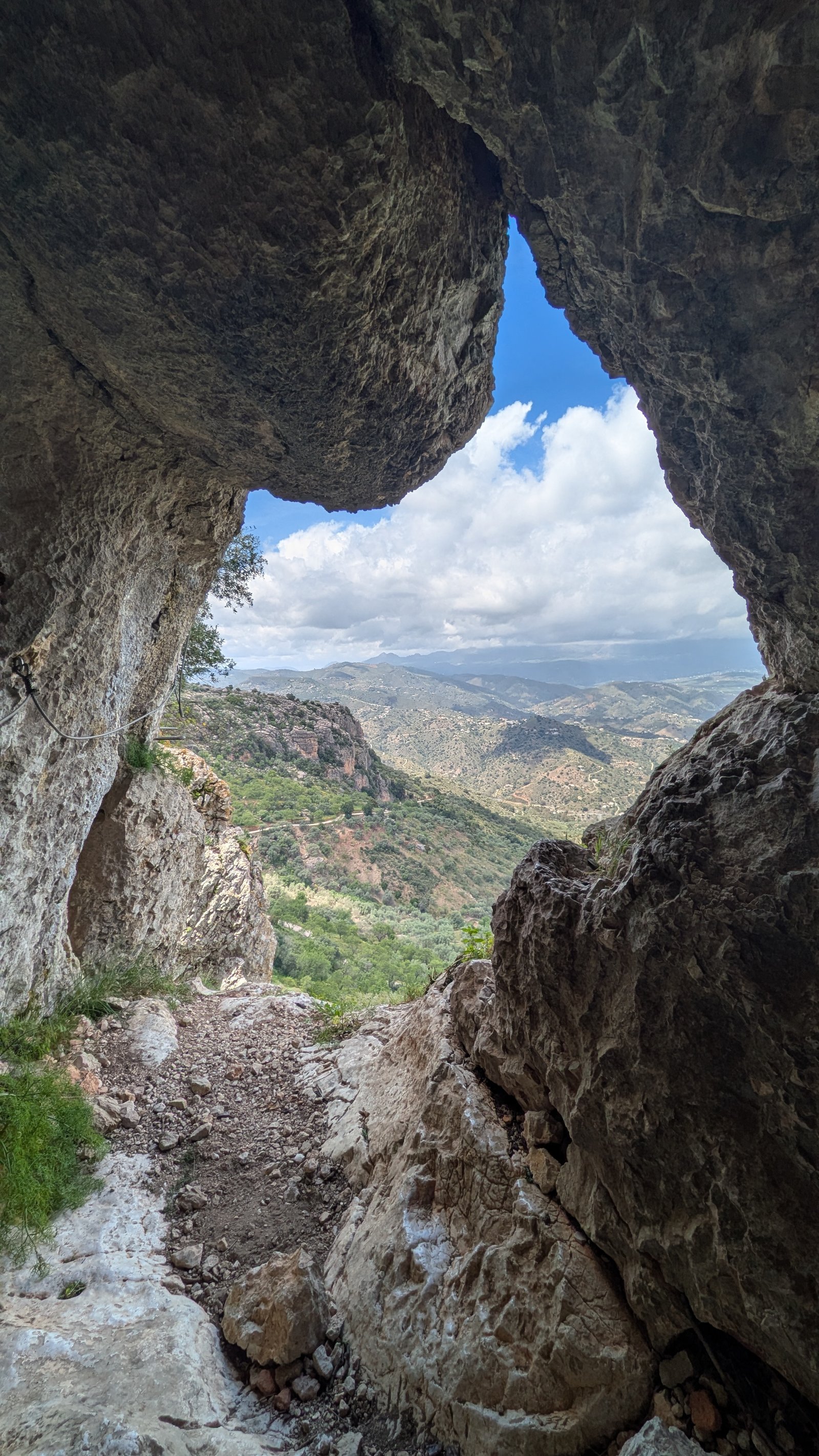Cueva de la Ventana - Comares