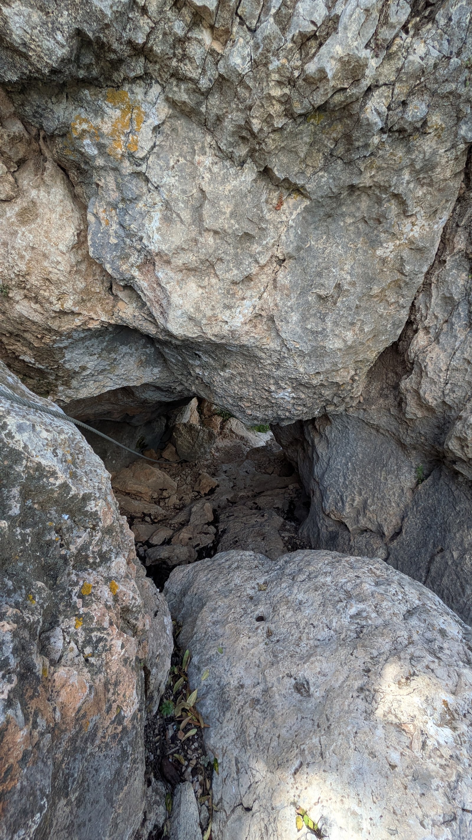 Cueva de la Ventana - Comares imagen 2